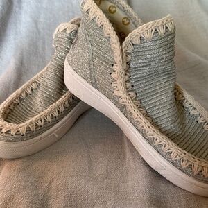 Mou mou metallic thread ankle boots